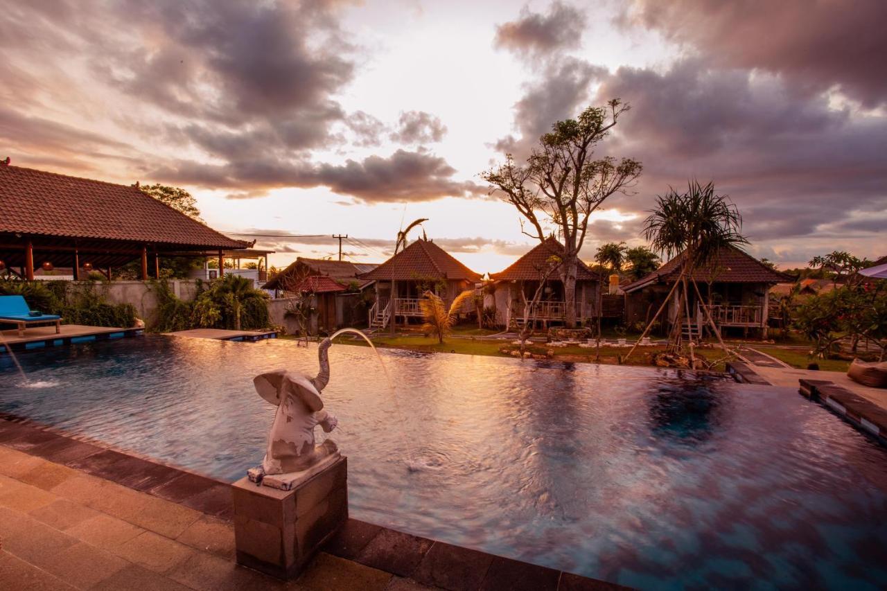 D'Coin Lembongan Hotell Exteriör bild