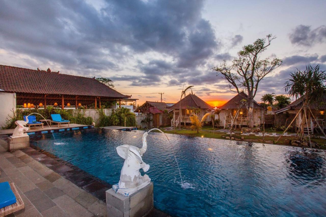 D'Coin Lembongan Hotell Exteriör bild